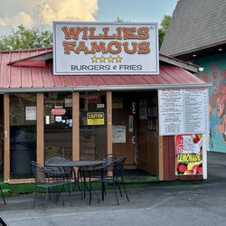 WILLIES FAMOUS Burger & Fries - Store front