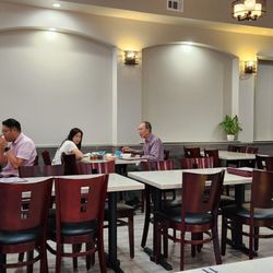 Kim Hoa Hue Restaurant - Inside