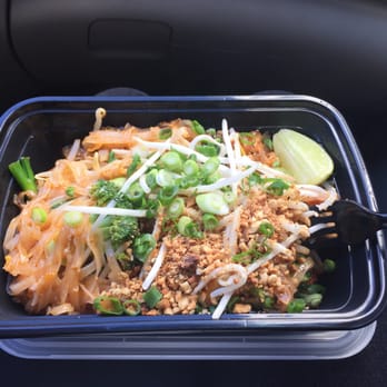 Veli Thai - Thai Near Me - Portland, Oregon