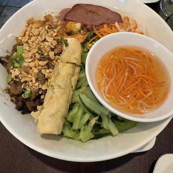 Saigon Noodle Kitchen - Vietnamese Near Me - Conshohocken, Pennsylvania