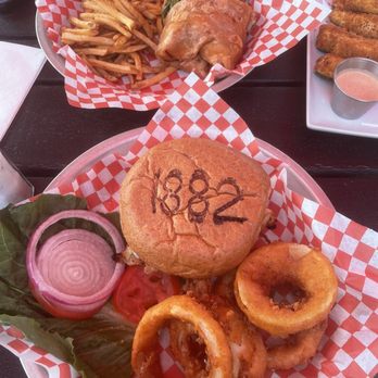 1882 Bar & Grill - Chicken Club - Barbeque Near Me - Truckee, California