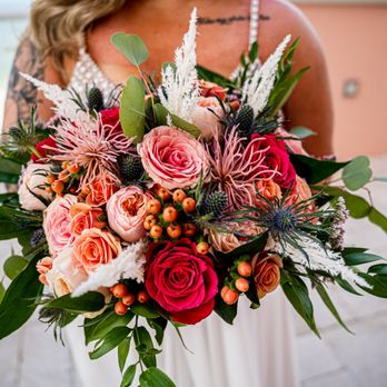 Flowers By Edith - Lakeland, Florida Flower Delivery - Florists Near Me - Lakeland, Florida