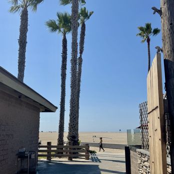 The Beach House Seal Beach - Outside - Breakfast & Brunch Near Me - Seal Beach, California The Beach House Seal Beach - Outside - Breakfast & Brunch Near Me - Seal Beach, California