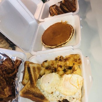 Cedar Grove Cafe & Catering - breakfast trays of food - Cafes Near Me - Piscataway, New Jersey