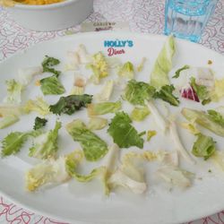 Holly's Diner