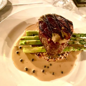 CQ's Restaurant Harbourtown - 8oz. Filet Mignon - French Near Me - Hilton Head Island, South Carolina