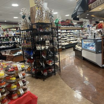 Uncle Giuseppes Marketplace - Grocery Near Me - Melville, New York