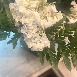 Bloomberry Flowers & Gifts