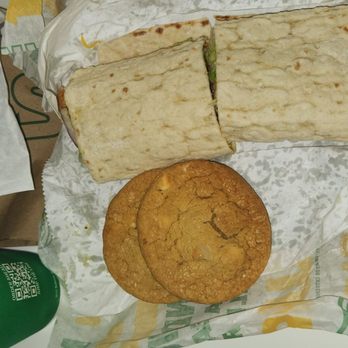 Subway - 5/17/2024 - Fast Food Near Me - Brooklyn, New York