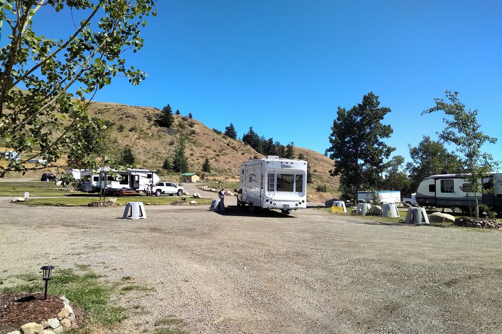 SUMMIT RV RESORT Updated August 2024 6075 BC3, Rock Creek, British Columbia RV Parks