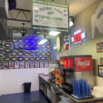 Flying Fish - drink area - Seafood Near Me - Arlington, Texas