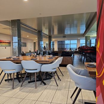 El Tapeo Modern Spanish Kitchen - Dining area - Tapas/Small Plates Near Me - Oak Brook, Illinois