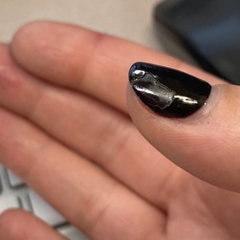Marvelous Nails - Air bubble in gel nail? Cheap quality. - Nail Salons Near Me - Pleasanton, California