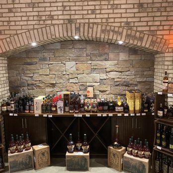 Red Carpet Liquors - VIP experience @ Red Carpet Liquors - Beer, Wine & Spirits Near Me - Gallatin, Tennessee Red Carpet Liquors - VIP experience @ Red Carpet Liquors - Beer, Wine & Spirits Near Me - Gallatin, Tennessee