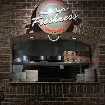 Flippers Pizza - Oven - Pizza Near Me - Orlando, Florida Flippers Pizza - Oven - Pizza Near Me - Orlando, Florida