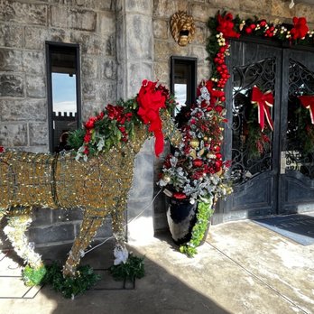 The Kentucky Castle - Hotels Near Me - Versailles, Kentucky