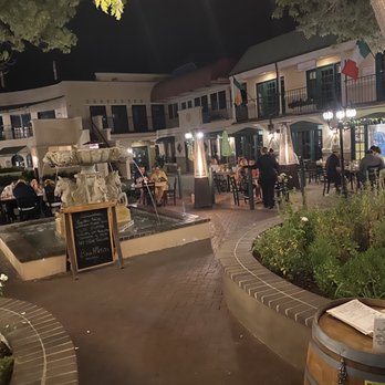 Toscana - Plenty of outdoor seating - Pizza Near Me - Solvang, California Toscana - Plenty of outdoor seating - Pizza Near Me - Solvang, California