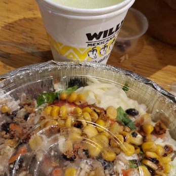 Willy's Mexicana Grill - Chicken bowl and margarita - Mexican Near Me - Atlanta, Georgia Willy's Mexicana Grill - Chicken bowl and margarita - Mexican Near Me - Atlanta, Georgia