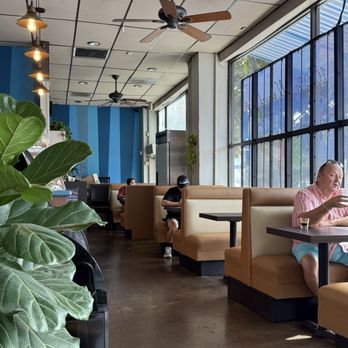 Caffe Hub - Back half of the room. Counter is on the left. - Cafes Near Me - Los Angeles, California