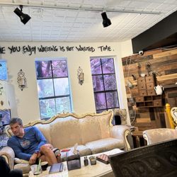 Neverland Coffee Bar - Positive energy