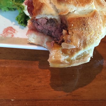 The Blue Point - Very yummy burger - New American Near Me - Duck, North Carolina The Blue Point - Very yummy burger - New American Near Me - Duck, North Carolina