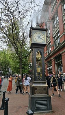Gastown Steam Clock by null