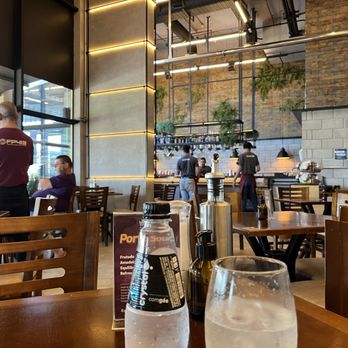 Mezzo Bar & Restaurant - The view of the bar. You enter through it when arriving. - Steakhouses Near Me - Parque Residencial Aquarius, SP Mezzo Bar & Restaurant - The view of the bar. You enter through it when arriving. - Steakhouses Near Me - Parque Residencial Aquarius, SP