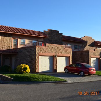 Monte Vista Townhomes - Front of one of the Townhouse buildings. - Apartments Near Me - Alamogordo, New Mexico Monte Vista Townhomes - Front of one of the Townhouse buildings. - Apartments Near Me - Alamogordo, New Mexico