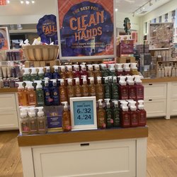 Bath & Body Works