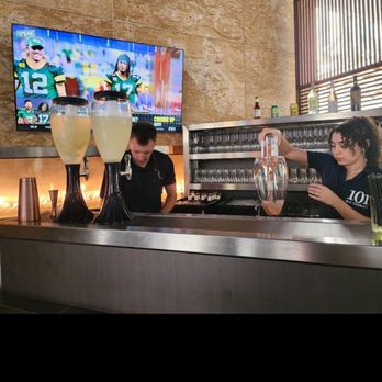 La Bella - Cocktail Bars Near Me - Chicago, Illinois La Bella - Cocktail Bars Near Me - Chicago, Illinois