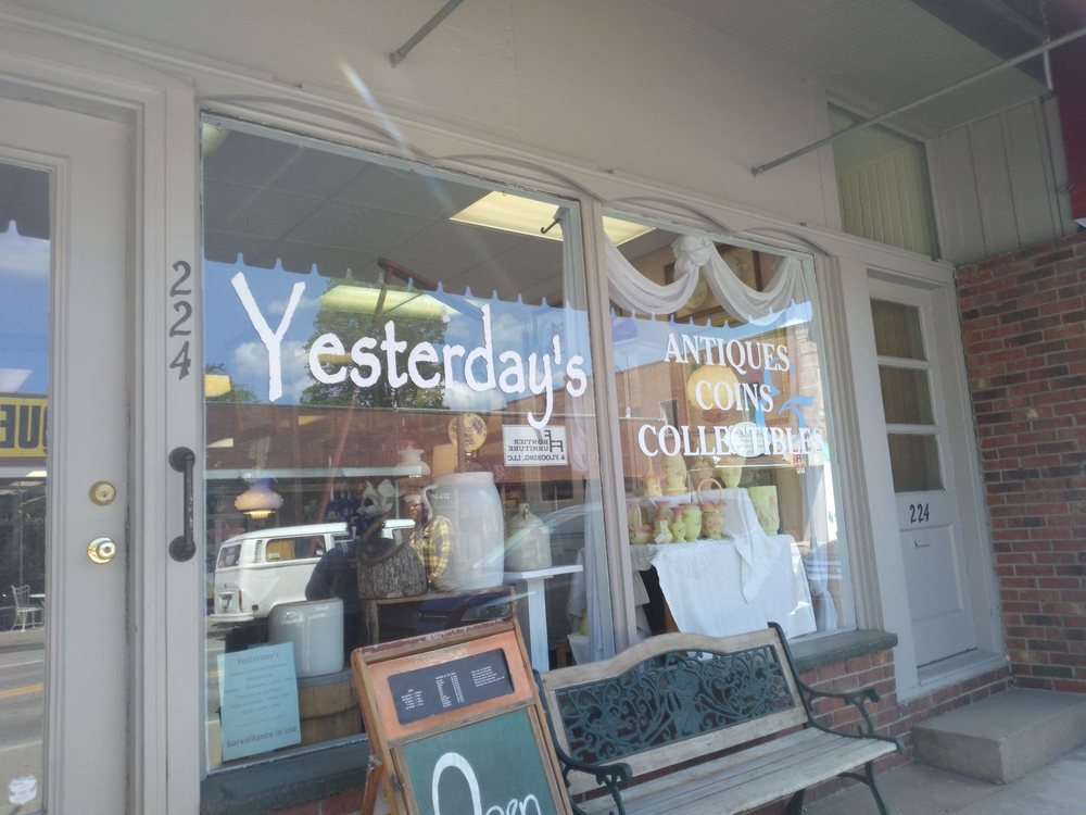 YESTERDAY’S ANTIQUES, COINS, & COLLECTIBLES Updated October 2024 10 Photos 224 Washington