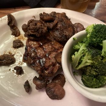 Texas Roadhouse - Steak and Sauteed Mushrooms - Barbeque Near Me - Woodbridge, Virginia Texas Roadhouse - Steak and Sauteed Mushrooms - Barbeque Near Me - Woodbridge, Virginia