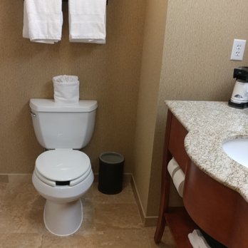 Hampton Inn Nashua - Bathroom at the Hampton Inn Nashua - Hotels Near Me - Nashua, New Hampshire Hampton Inn Nashua - Bathroom at the Hampton Inn Nashua - Hotels Near Me - Nashua, New Hampshire