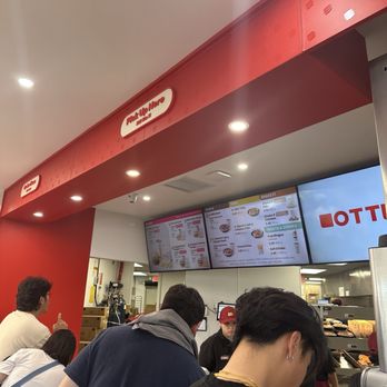 LOTTERIA Fullerton - Interior - Burgers Near Me - Fullerton, California LOTTERIA Fullerton - Interior - Burgers Near Me - Fullerton, California