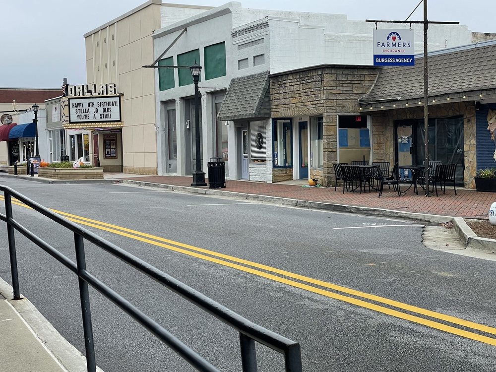 CITY OF DALLAS 18 Photos 129 E Memorial Dr, Dallas,