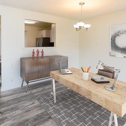 The Mews at Annandale Townhomes