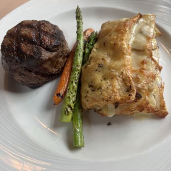 The Brickyard - 10 oz Filet with Potatoes Au Gratin - Steakhouses Near Me - Boise, Idaho The Brickyard - 10 oz Filet with Potatoes Au Gratin - Steakhouses Near Me - Boise, Idaho