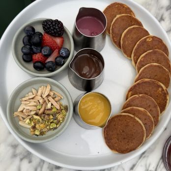 Mood - Mini Pancakes - Breakfast & Brunch Near Me - Los Angeles, California Mood - Mini Pancakes - Breakfast & Brunch Near Me - Los Angeles, California