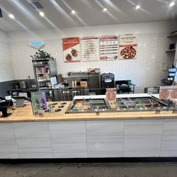 FreshFish Poke - Interior