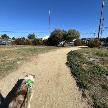 Sheldon Arleta Park - ** Dog friendly ** ** on leash ** Check paws often for nasty prickers that imbed in Dog's pads- on trail and on "grassy" areas. - Parks Near Me - Los Angeles, California Sheldon Arleta Park - ** Dog friendly ** ** on leash ** Check paws often for nasty prickers that imbed in Dog's pads- on trail and on "grassy" areas. - Parks Near Me - Los Angeles, California