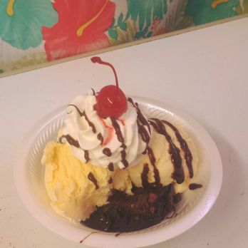 Angie's Tropical Sno - B.A.M.!! Brownie A la Mode - Shaved Ice Near Me - Ashdown, Arkansas Angie's Tropical Sno - B.A.M.!! Brownie A la Mode - Shaved Ice Near Me - Ashdown, Arkansas