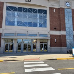 RH Outlet Schaumburg