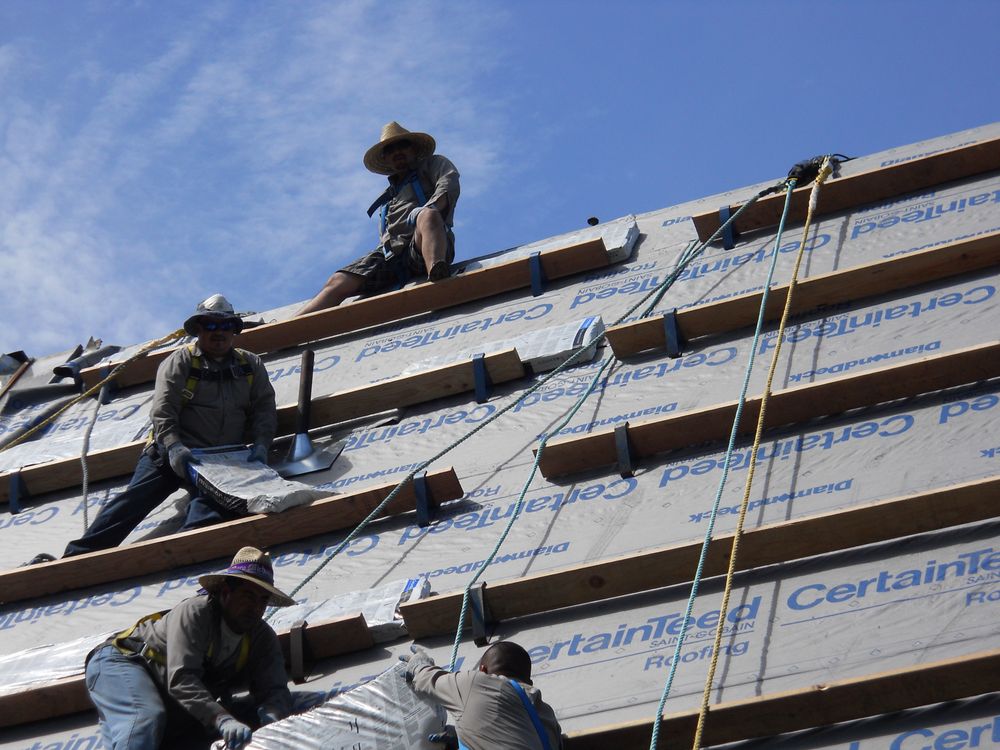 Slide of Daddario Roofing