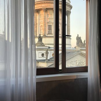 Hilton Berlin - Hotels Near Me - Berlin, BE