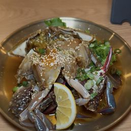 @waydirtydiet on ig for full video review - raw marinated crab @waydirtydiet on ig for full video review - raw marinated crab