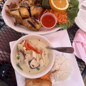 Sabai Thai Winchester - Special Thai Bar-B-Q Chicken and Green Curry - Thai Near Me - Winchester, Virginia