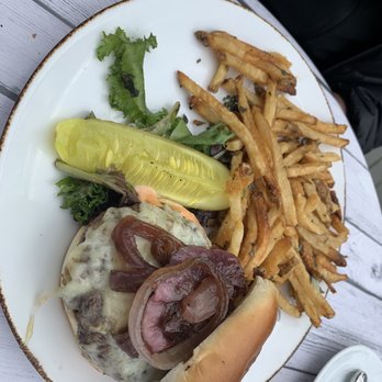 Farmers and Chefs - Pub Burger - Food Delivery Services Near Me - Poughkeepsie, New York Farmers and Chefs - Pub Burger - Food Delivery Services Near Me - Poughkeepsie, New York