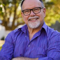 Laughing Buddha Bodywork - newest headshot thanks to Virginia AMTA chapter