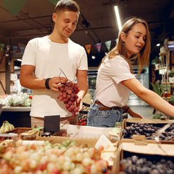 Meadowbrook Market - Meadowbrook Market offers a great selection of fresh fruit and vegetables.