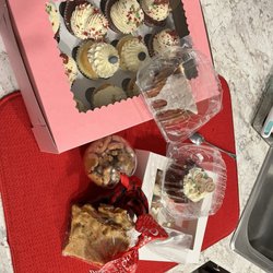 Something Sweet Cake Studio - Cupcakes, mini bundt cake peanut brittle and more